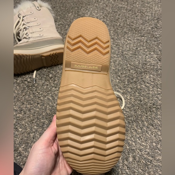 Woman’s Sorel Joan of arctic winter boots - Picture 4 of 6